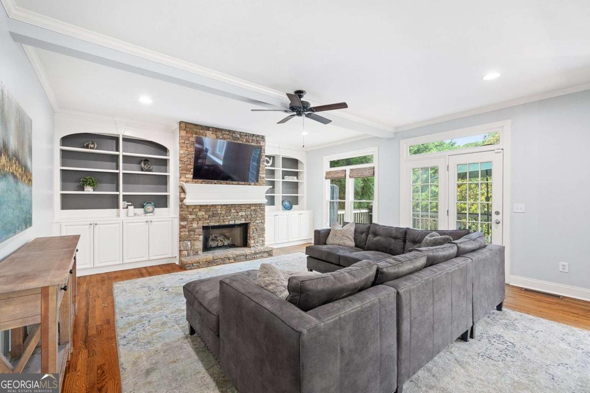 1121 Vinings Grove Way Smyrna - 16