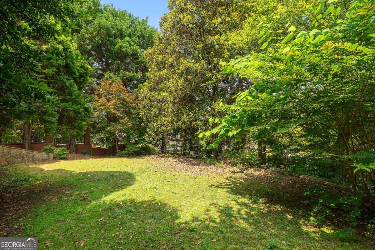 1121 Vinings Grove Way Smyrna - 32