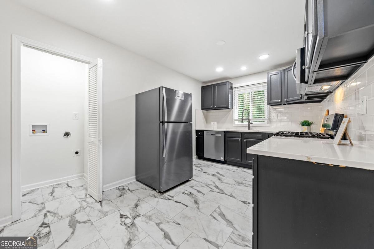 801 EVELYN Place Atlanta - 6