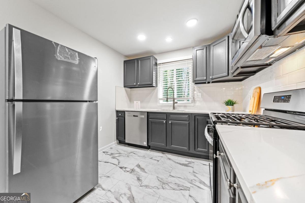 801 EVELYN Place Atlanta - 7