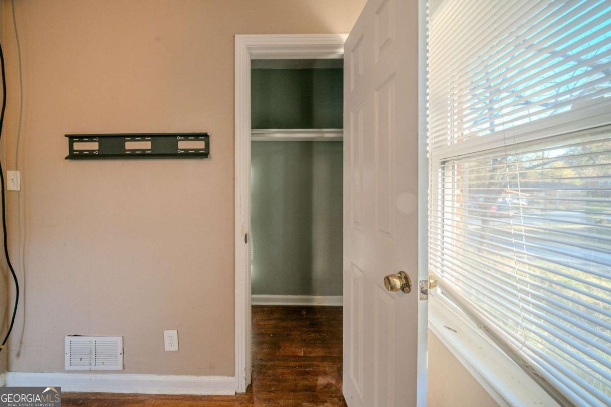 2693 Larkspur Drive Atlanta - 21