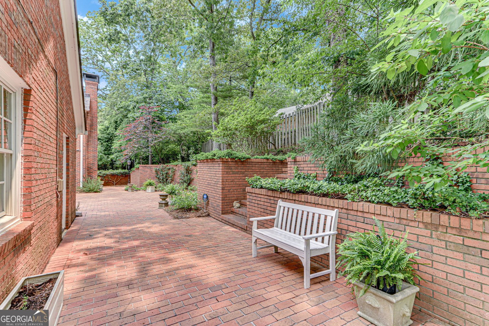 2626 Club Drive Gainesville - 27
