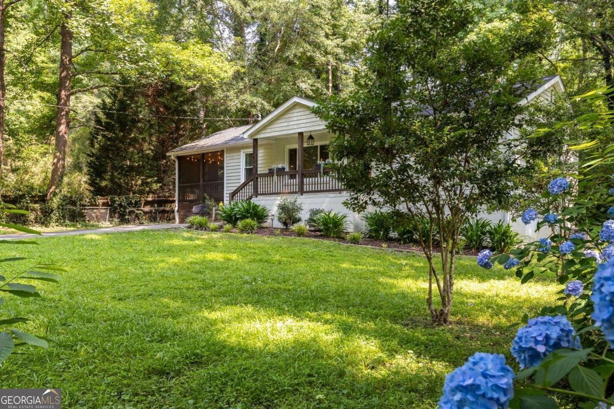 1744 Blossom Lane Austell - 2