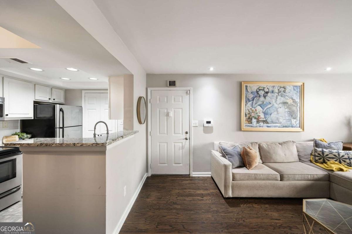 3063 Chastain Park Court Atlanta - 1