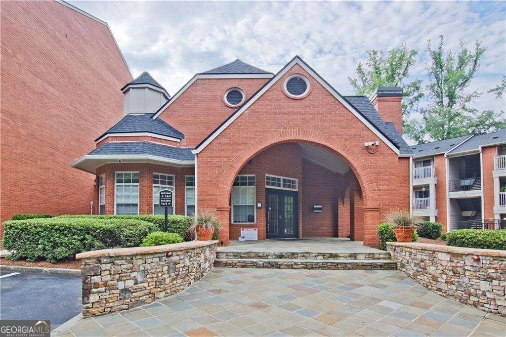 3063 Chastain Park Court Atlanta - 2