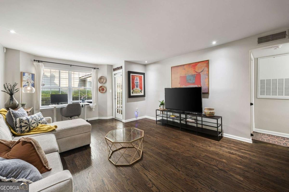 3063 Chastain Park Court Atlanta - 3