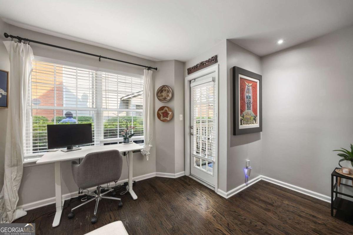 3063 Chastain Park Court Atlanta - 6