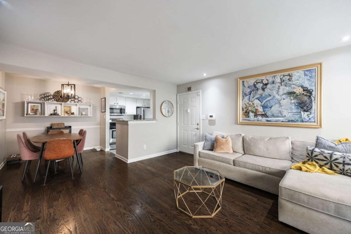 3063 Chastain Park Court Atlanta - 7