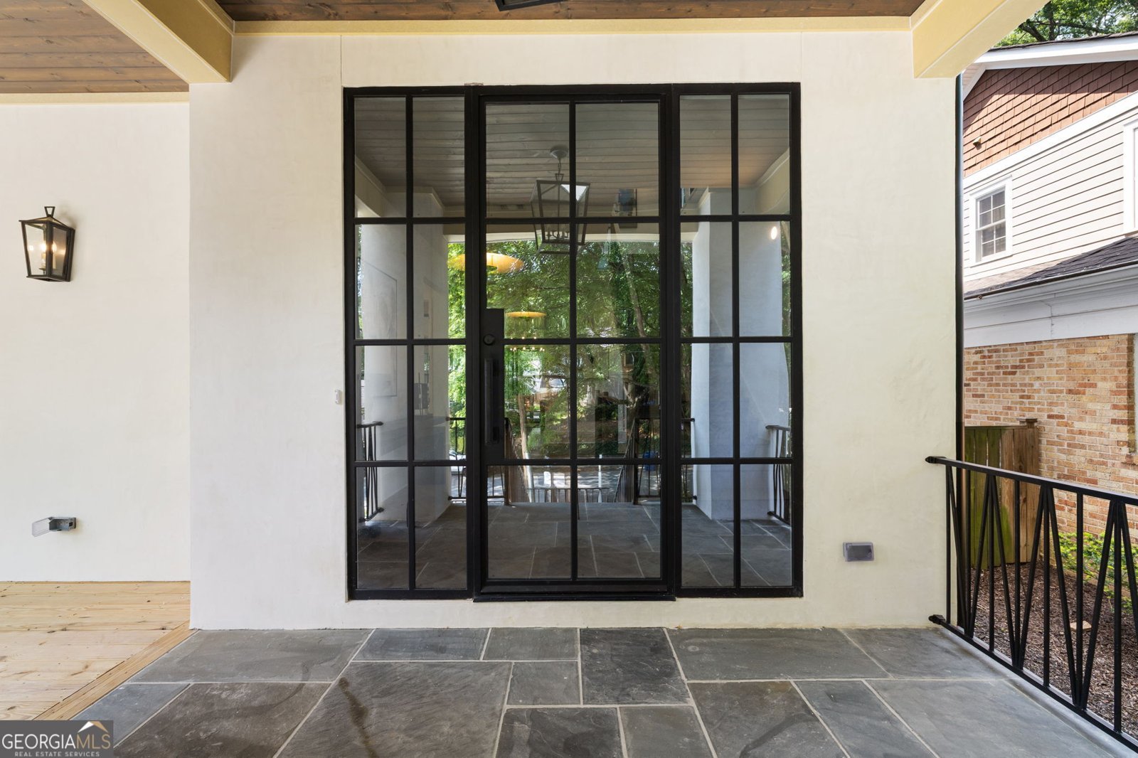 555 Orme Circle Atlanta - 2