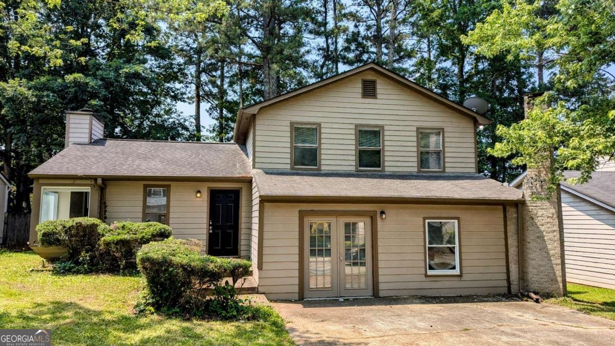 2015 Corners Circle Lithonia - 1