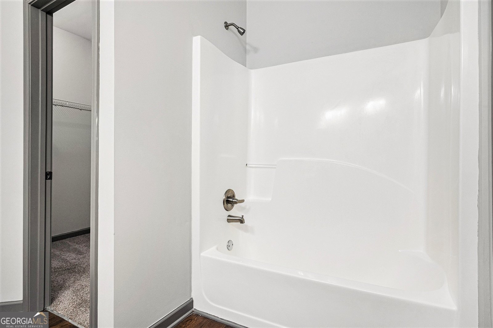 876 Ivydale Lane Lawrenceville - 19