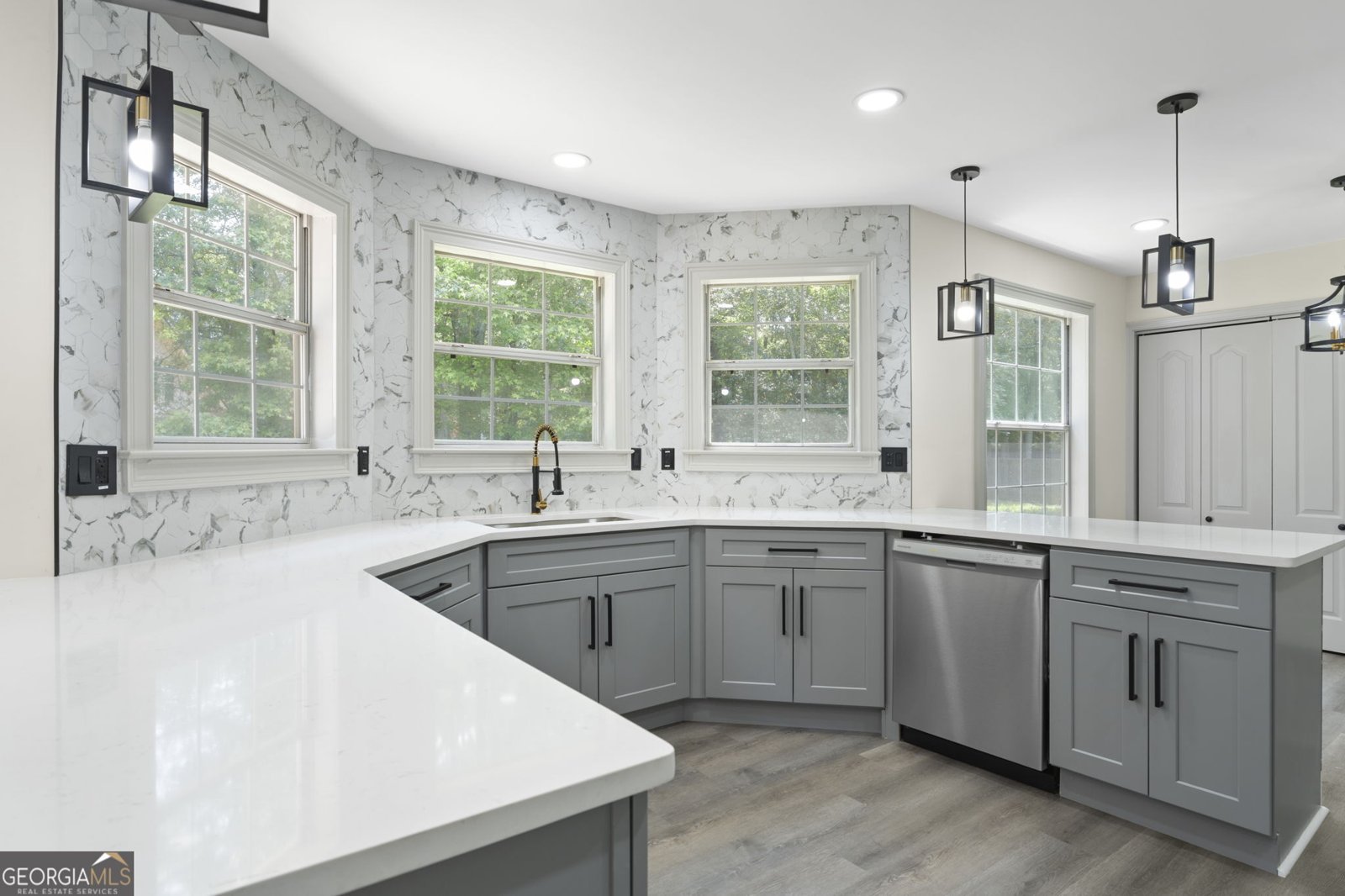 5399 Emily Circle Ellenwood - 11