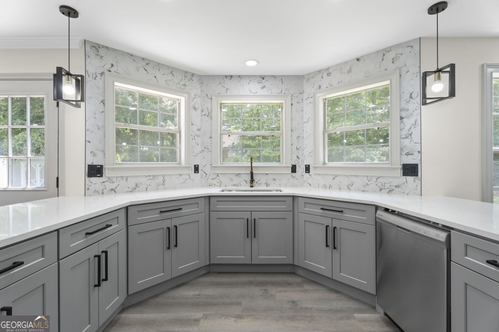 5399 Emily Circle Ellenwood - 9