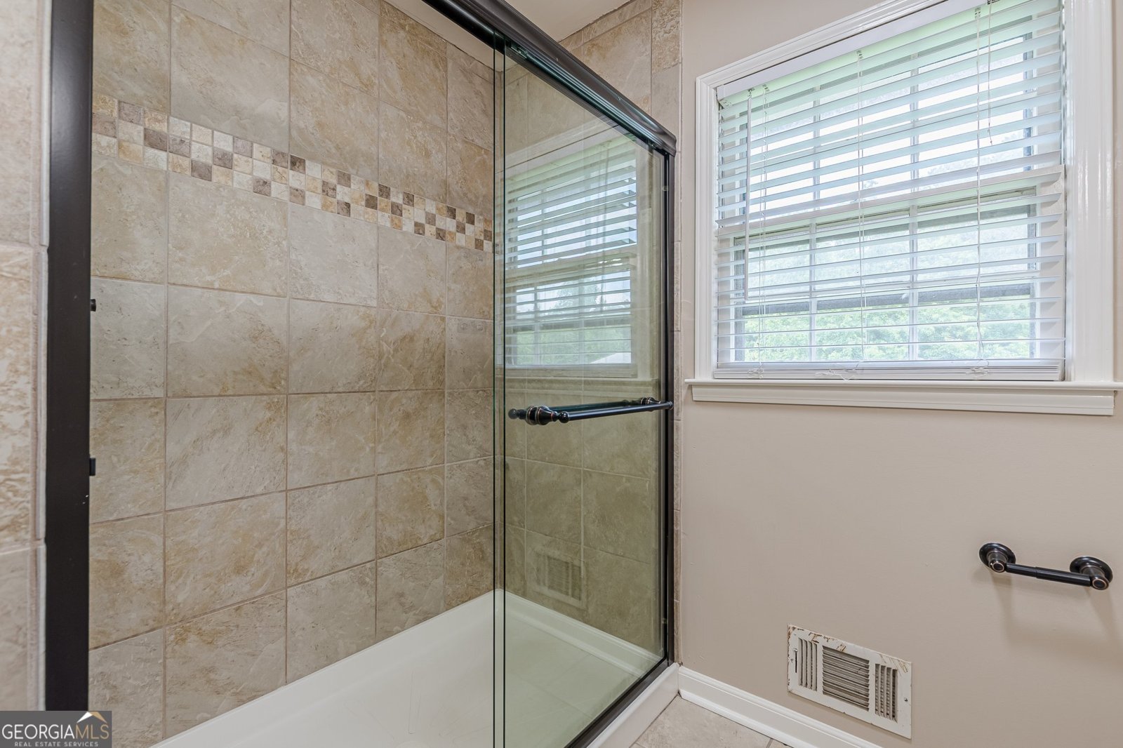 7928 Giles Road Douglasville - 33