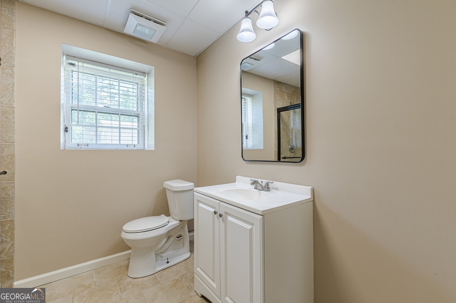 7928 Giles Road Douglasville - 53