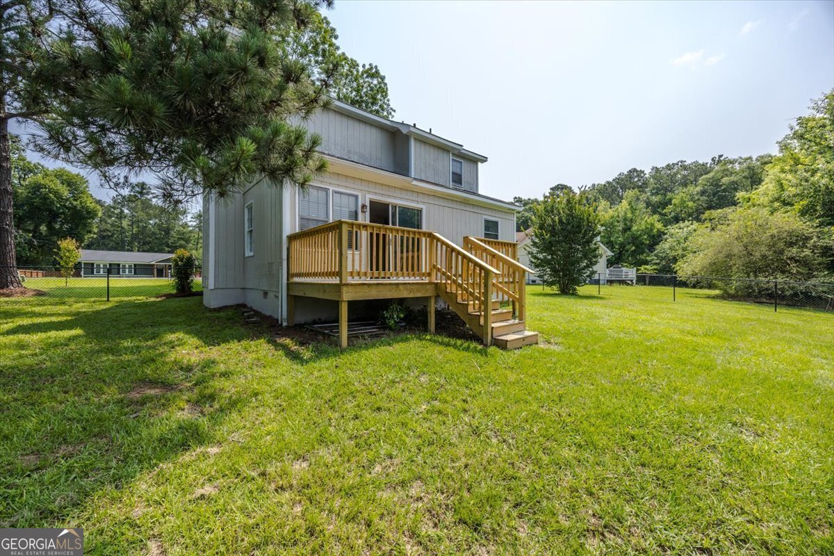 437 Edgewater Circle Macon - 16