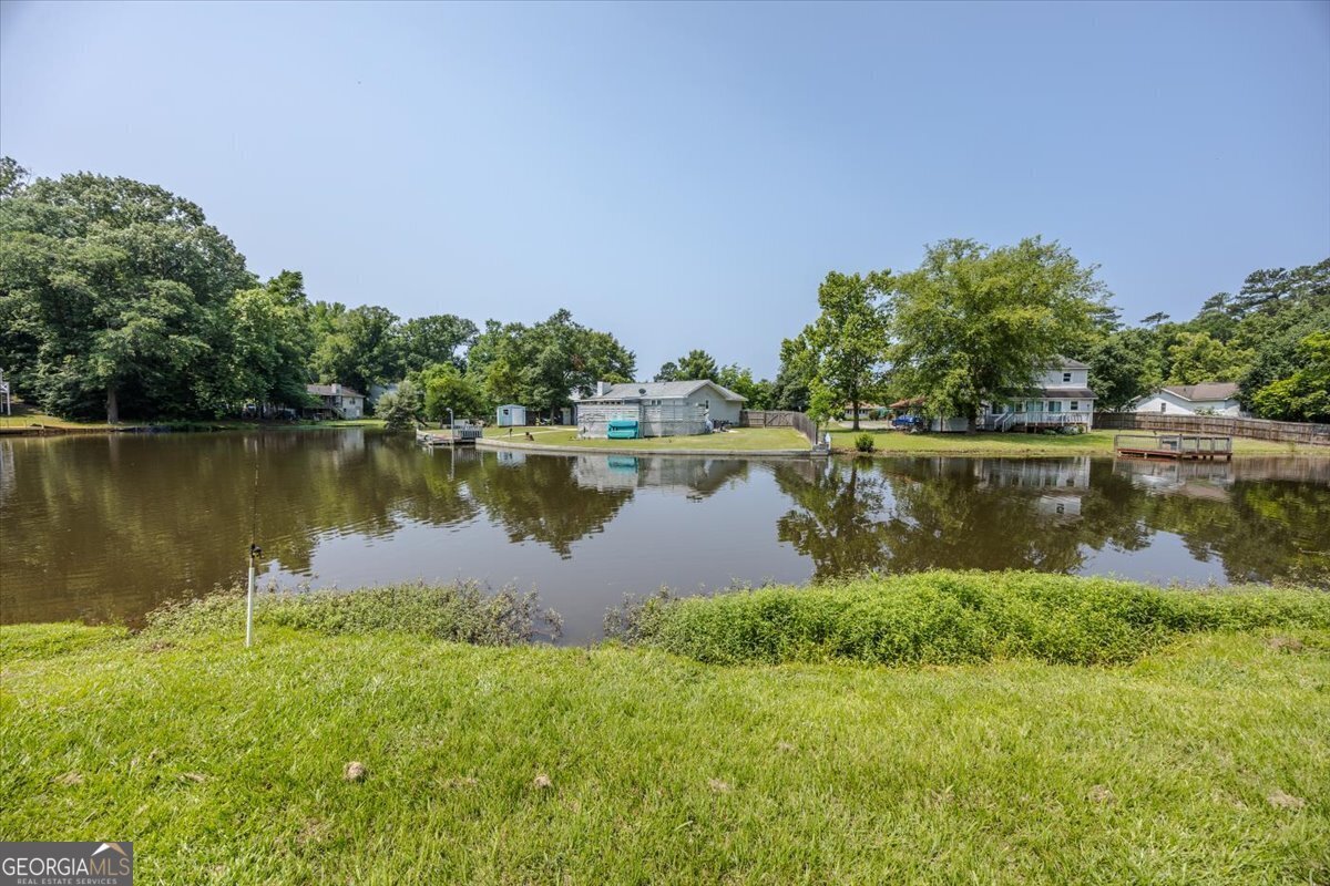 437 Edgewater Circle Macon - 2