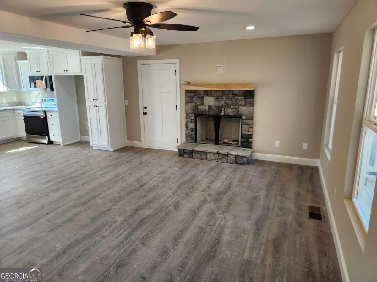 412 Fireside Ridge Drive Dahlonega - 2