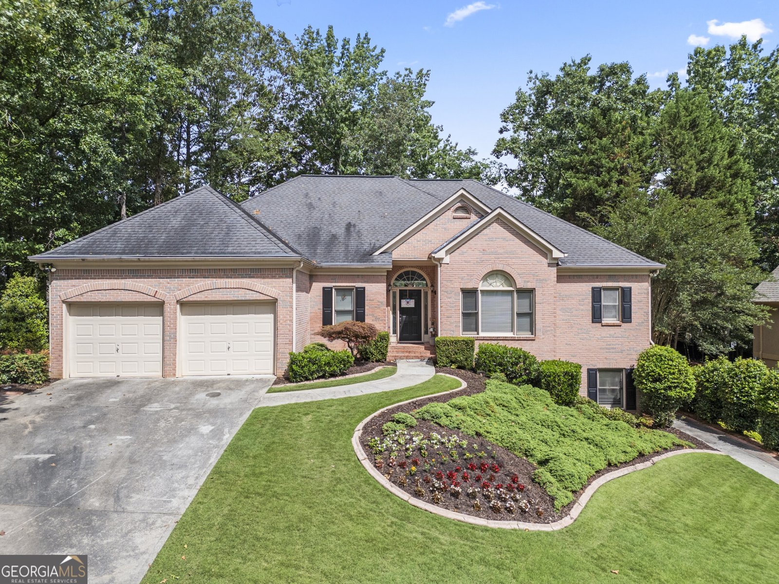 569 Fairway Drive Woodstock - 1