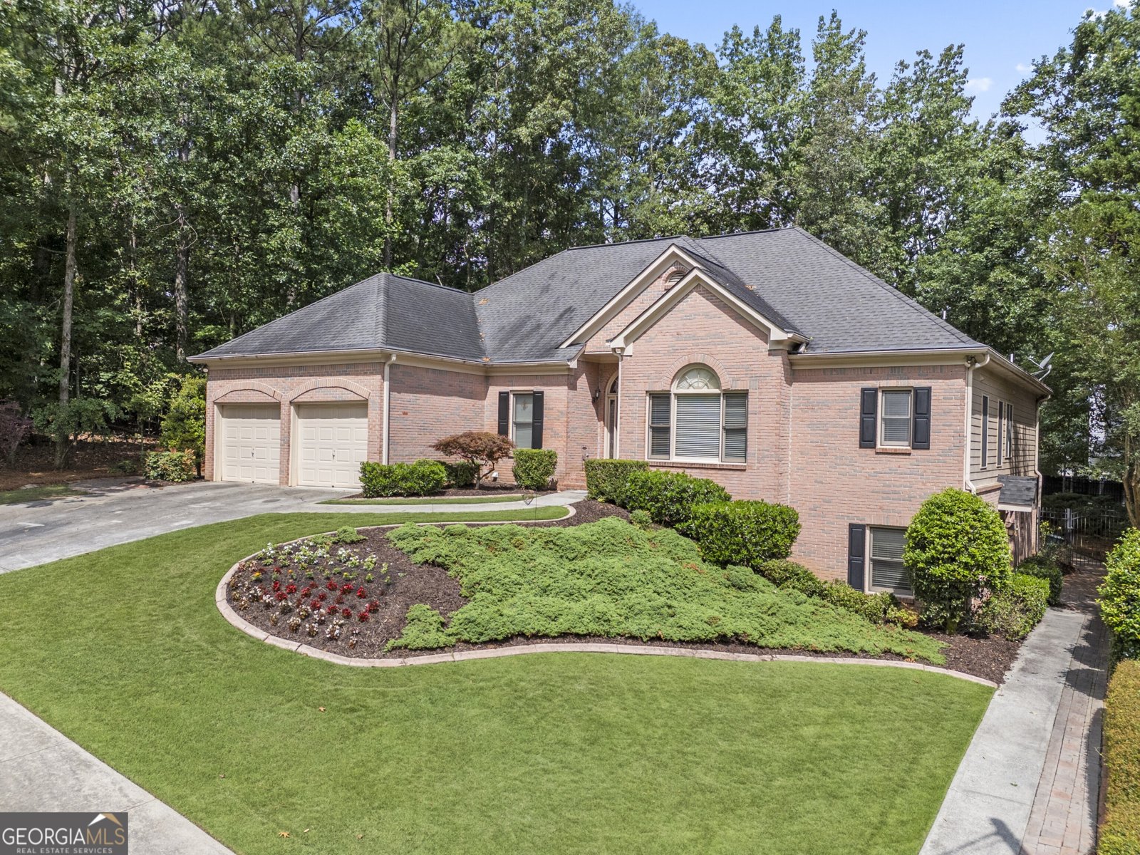 569 Fairway Drive Woodstock - 2