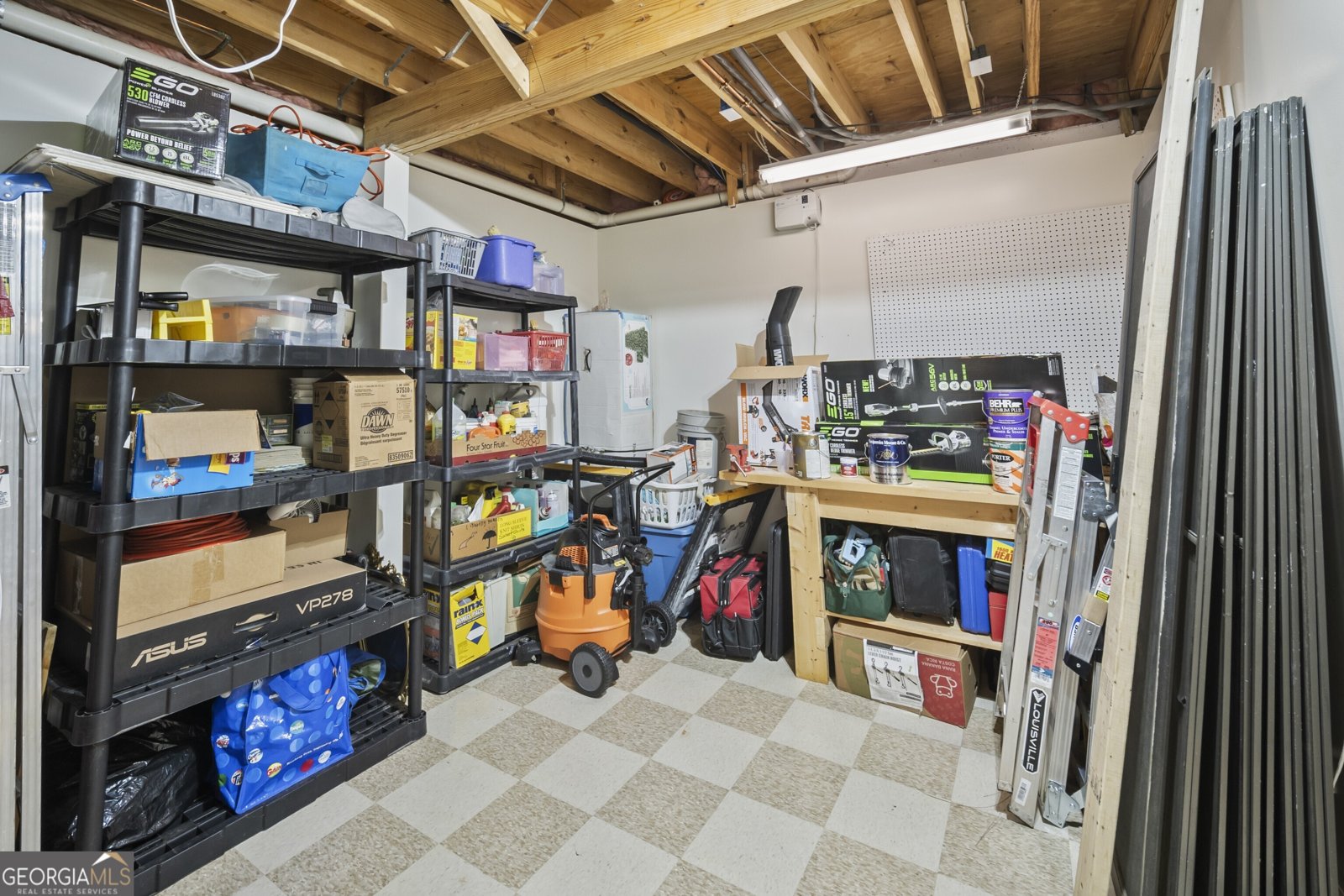 569 Fairway Drive Woodstock - 45