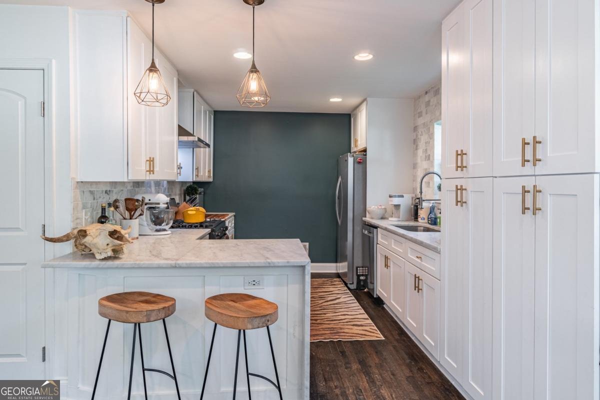 2405 Hillside Avenue Decatur - 19