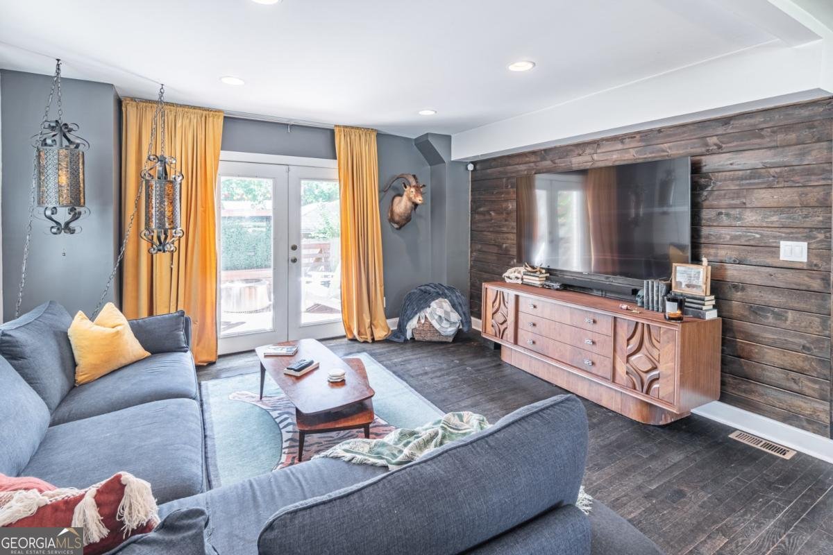 2405 Hillside Avenue Decatur - 2