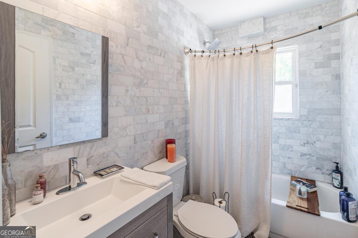 2405 Hillside Avenue Decatur - 27