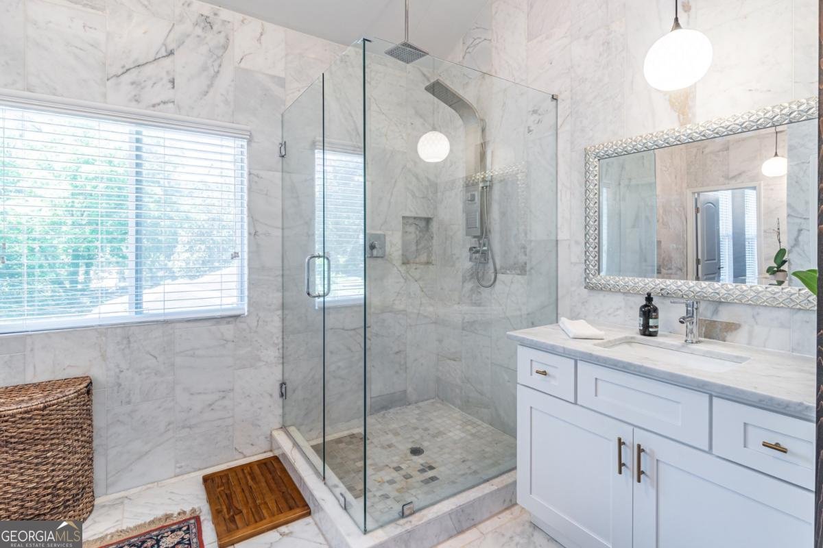 2405 Hillside Avenue Decatur - 34