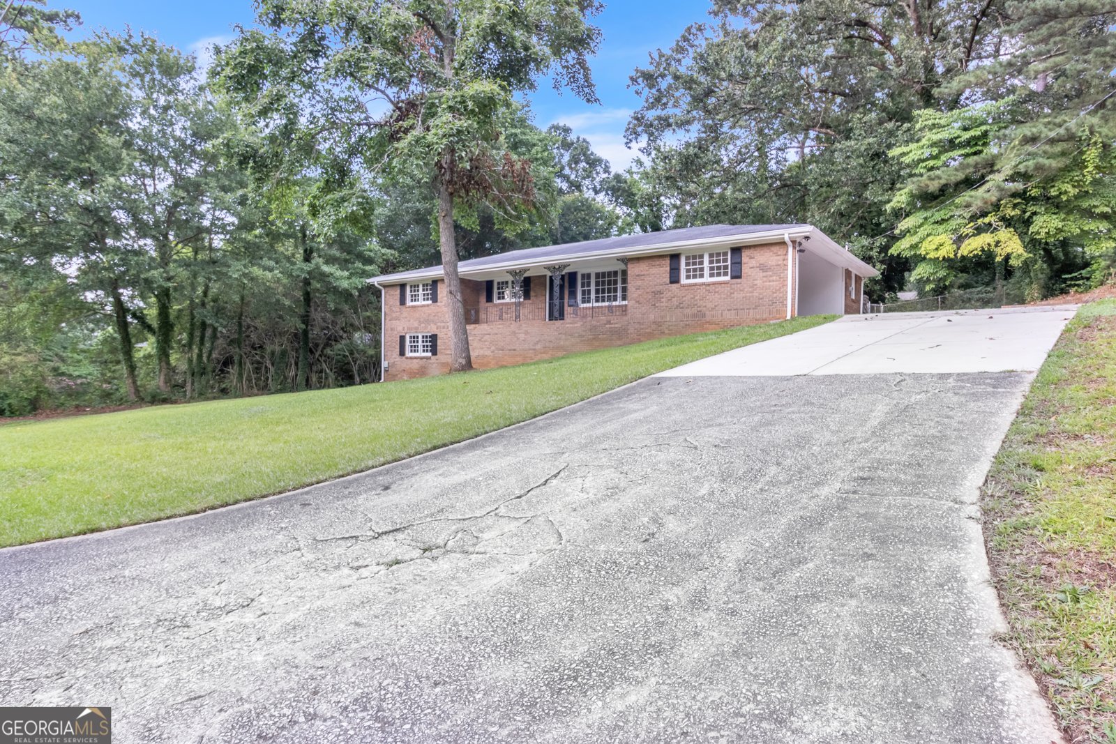 6243 David Lane Mableton - 1
