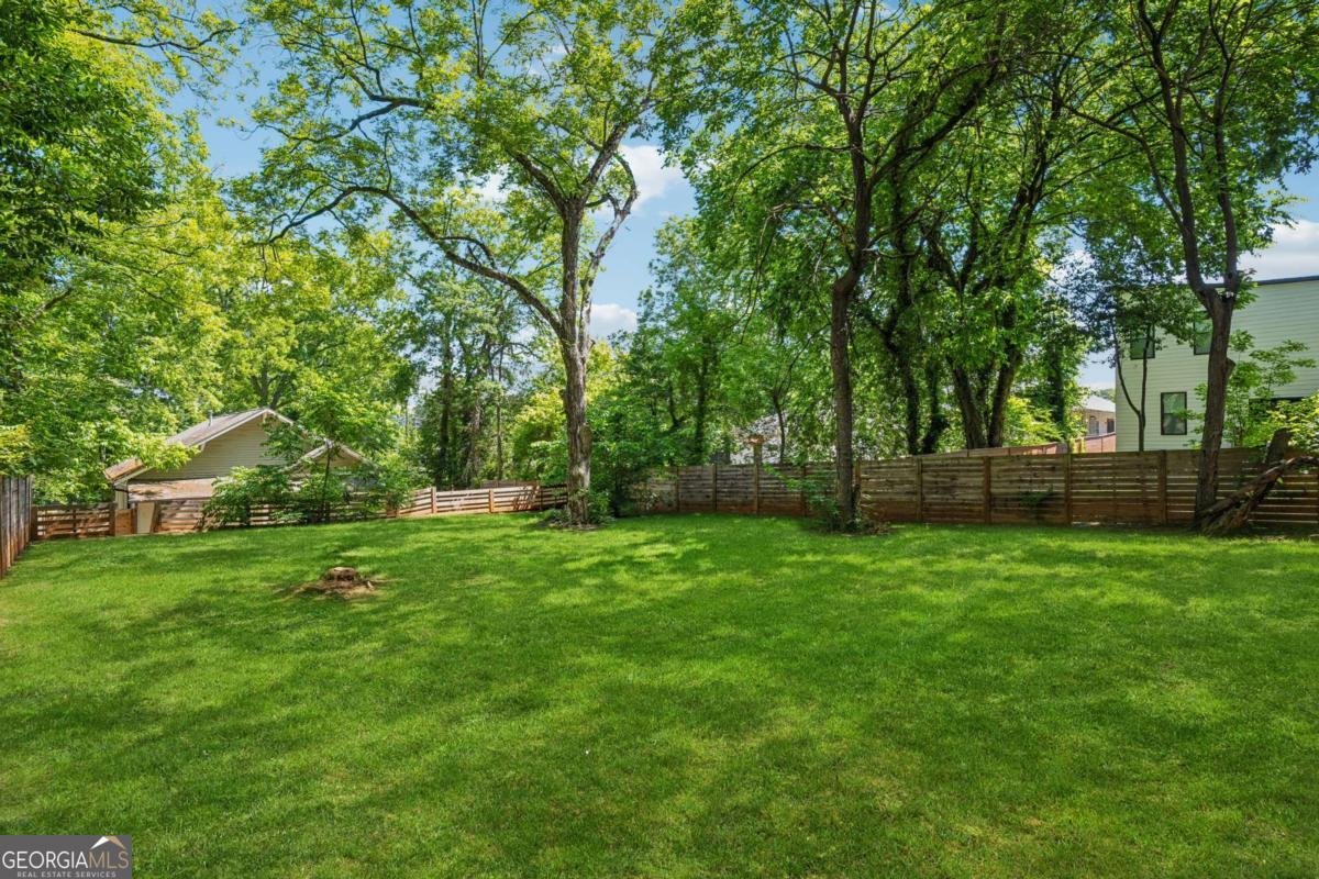 642 Erin Avenue Atlanta - 21
