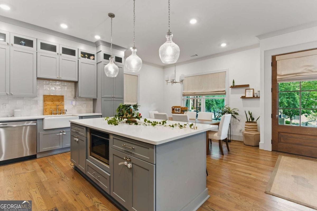 642 Erin Avenue Atlanta - 6