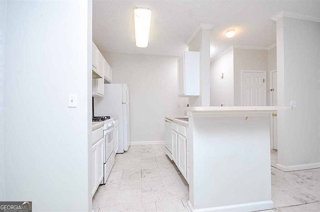 2594 Laurel Circle Atlanta - 10