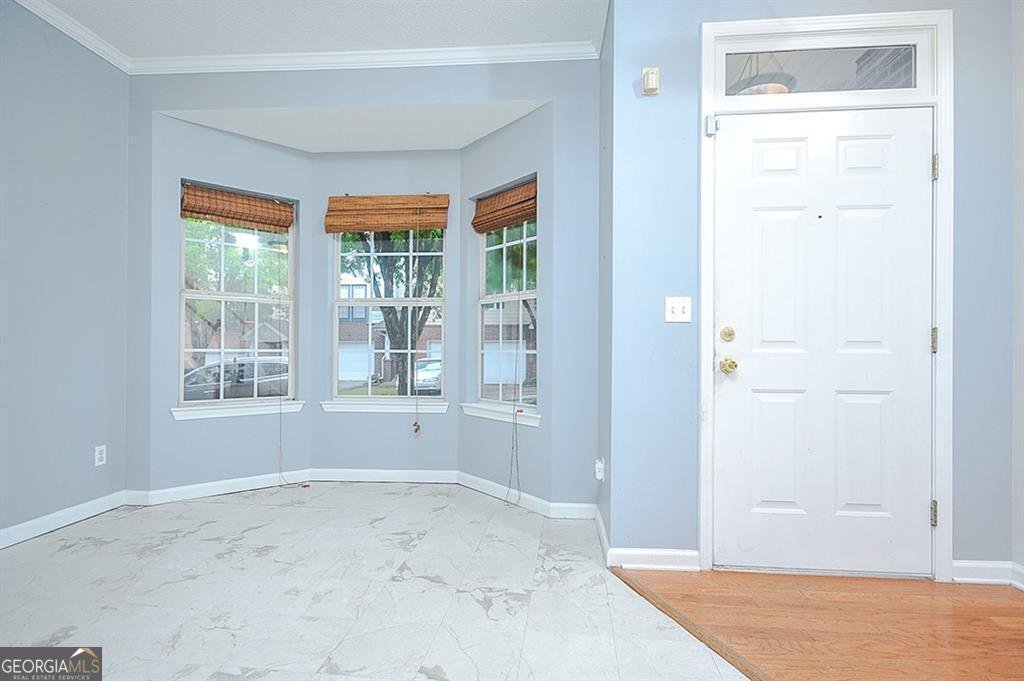 2594 Laurel Circle Atlanta - 3