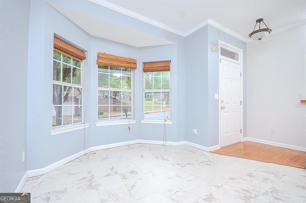 2594 Laurel Circle Atlanta - 5
