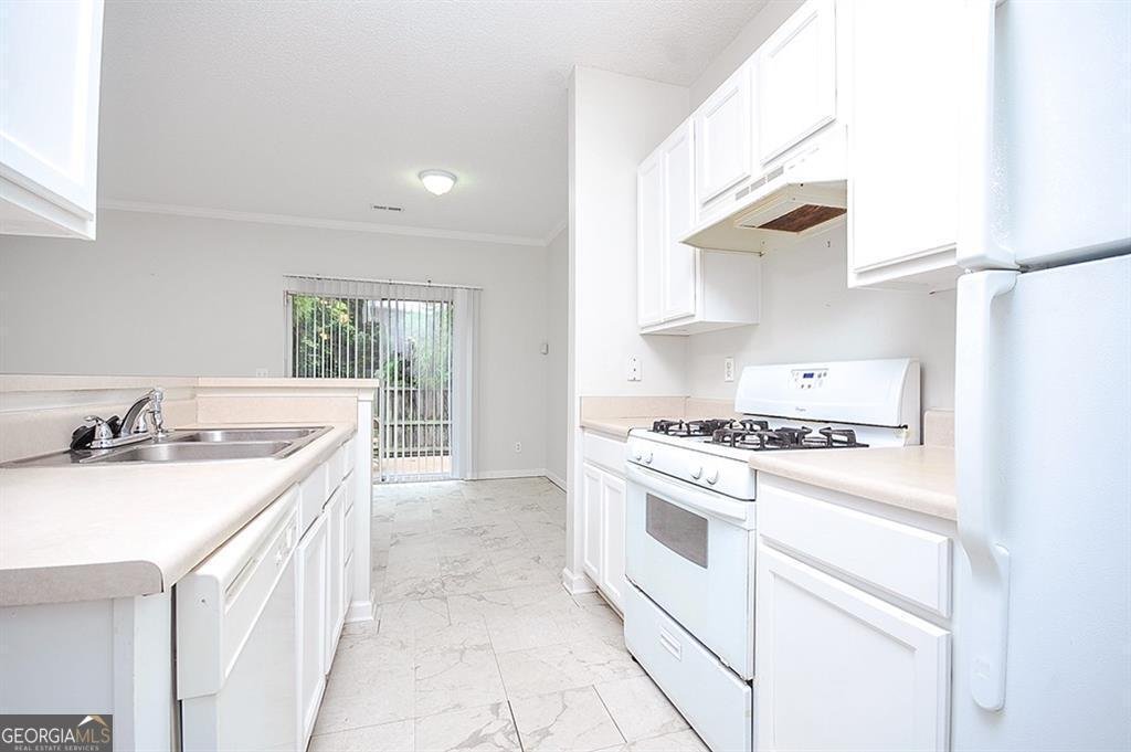 2594 Laurel Circle Atlanta - 6