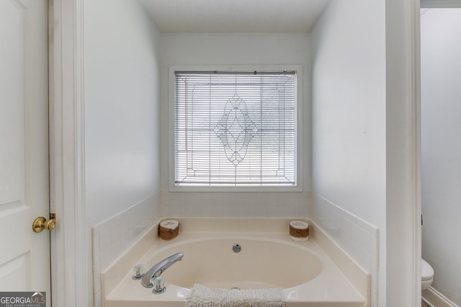 2005 Ashton Pointe Drive Dacula - 22