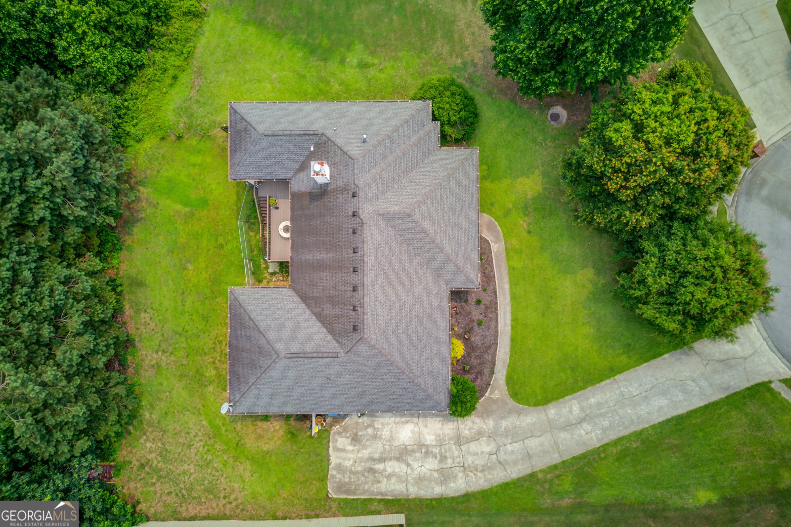 2005 Ashton Pointe Drive Dacula - 55