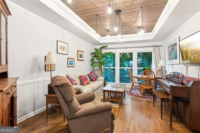 2220 CAPE COURAGE Way Suwanee - 7