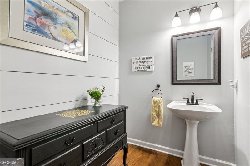 2220 CAPE COURAGE Way Suwanee - 8