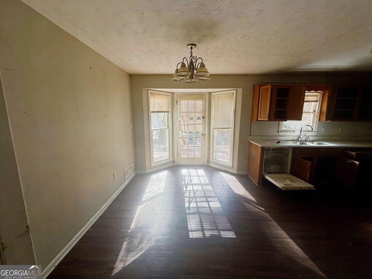 43 Oak Landing Circle Douglasville - 4