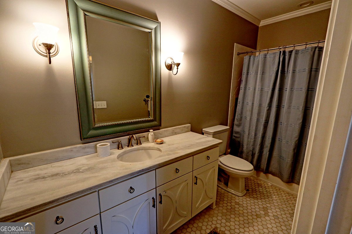 1178 Chambord Way Brookhaven - 31