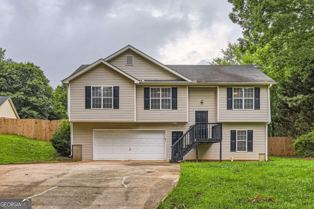 275 Mountain Way Covington - 1