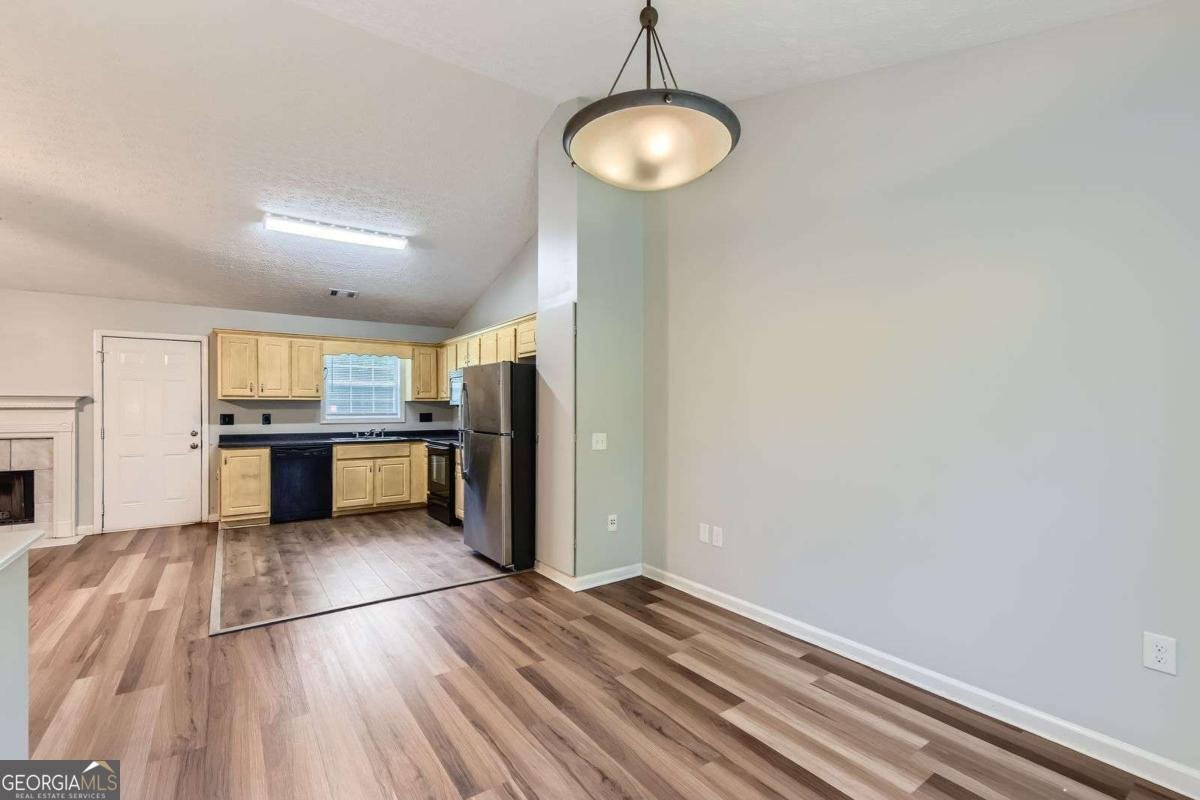 275 Mountain Way Covington - 14