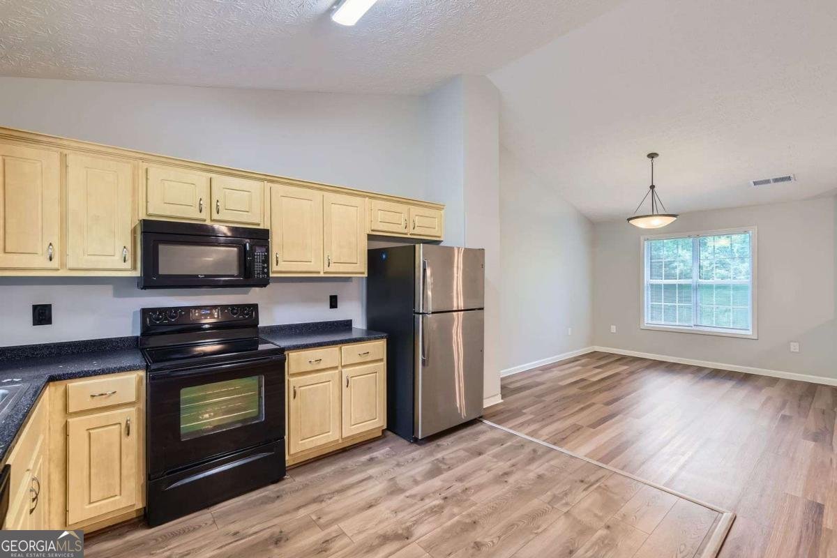 275 Mountain Way Covington - 16