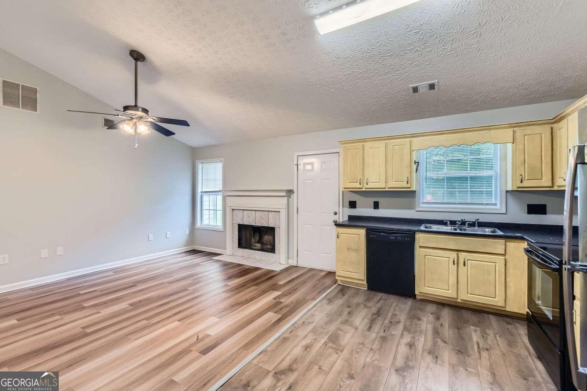 275 Mountain Way Covington - 18