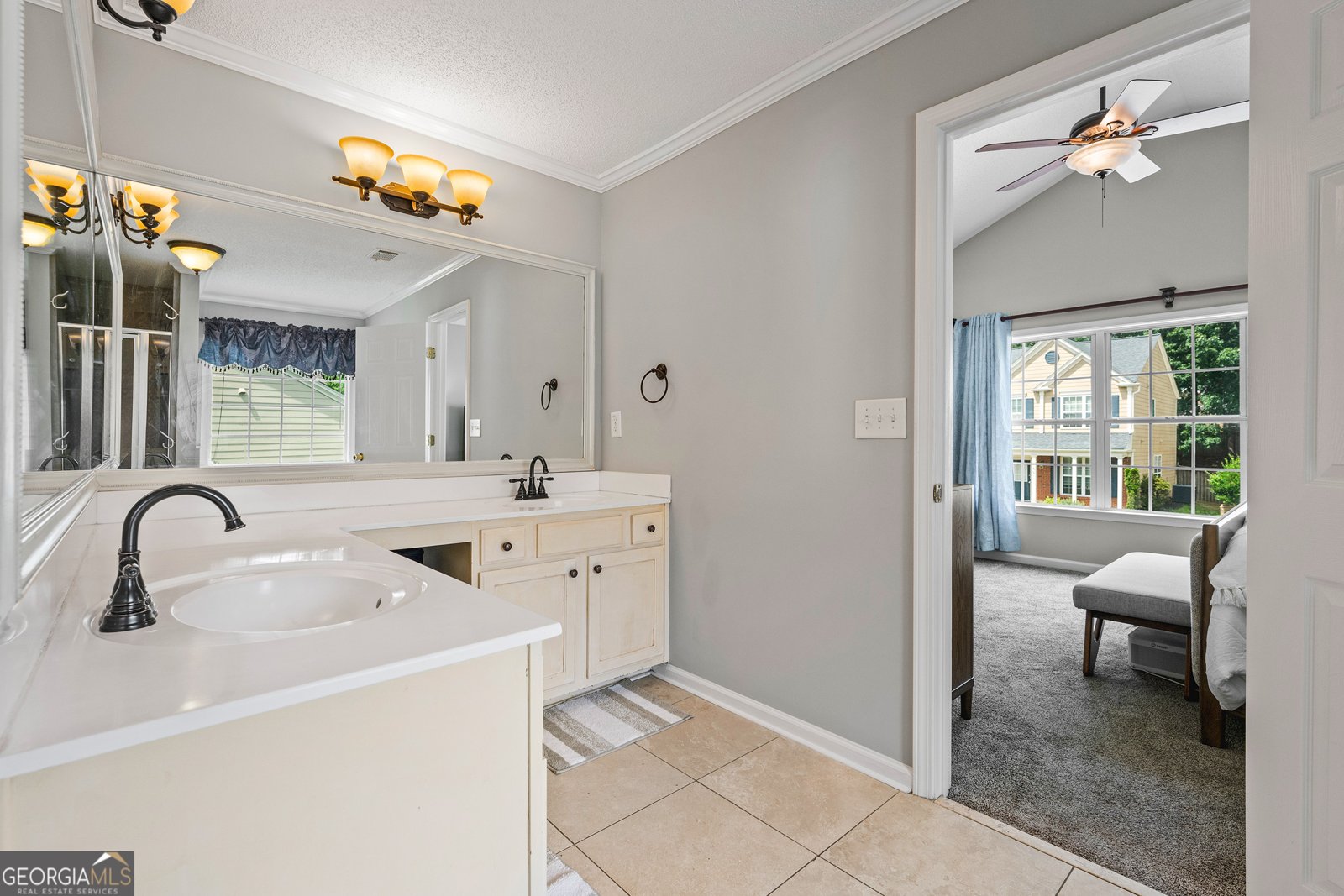 186 Wallnut Hall Circle Woodstock - 1