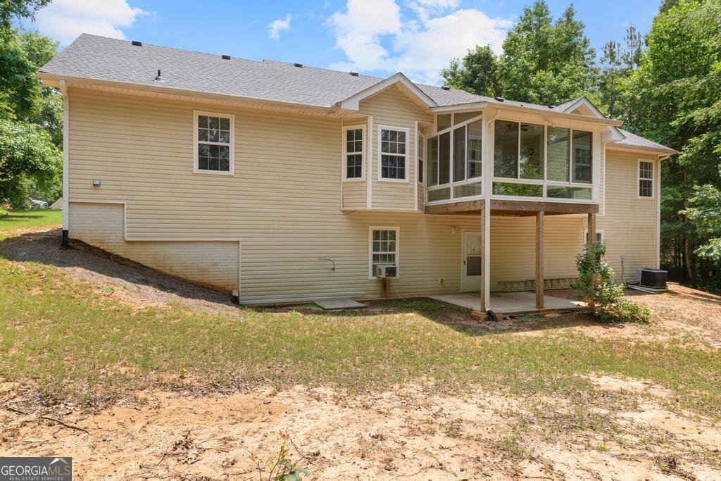 225 Chinns Way Hampton - 2