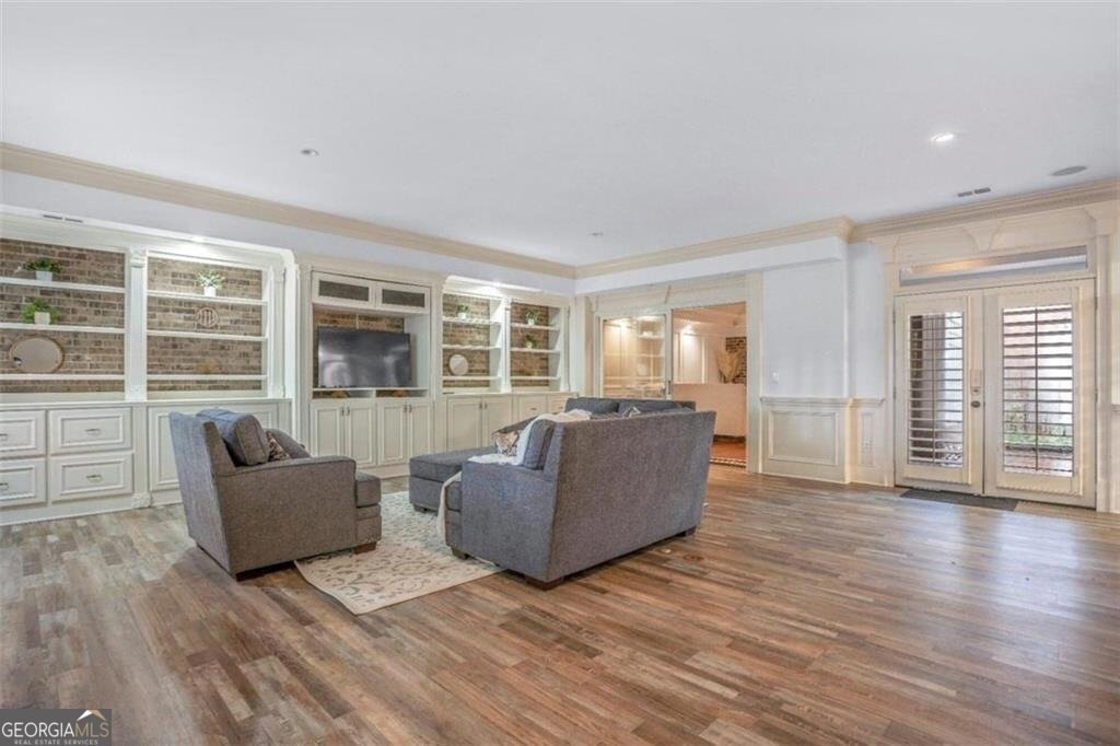 13039 Freemanville Road Alpharetta - 19