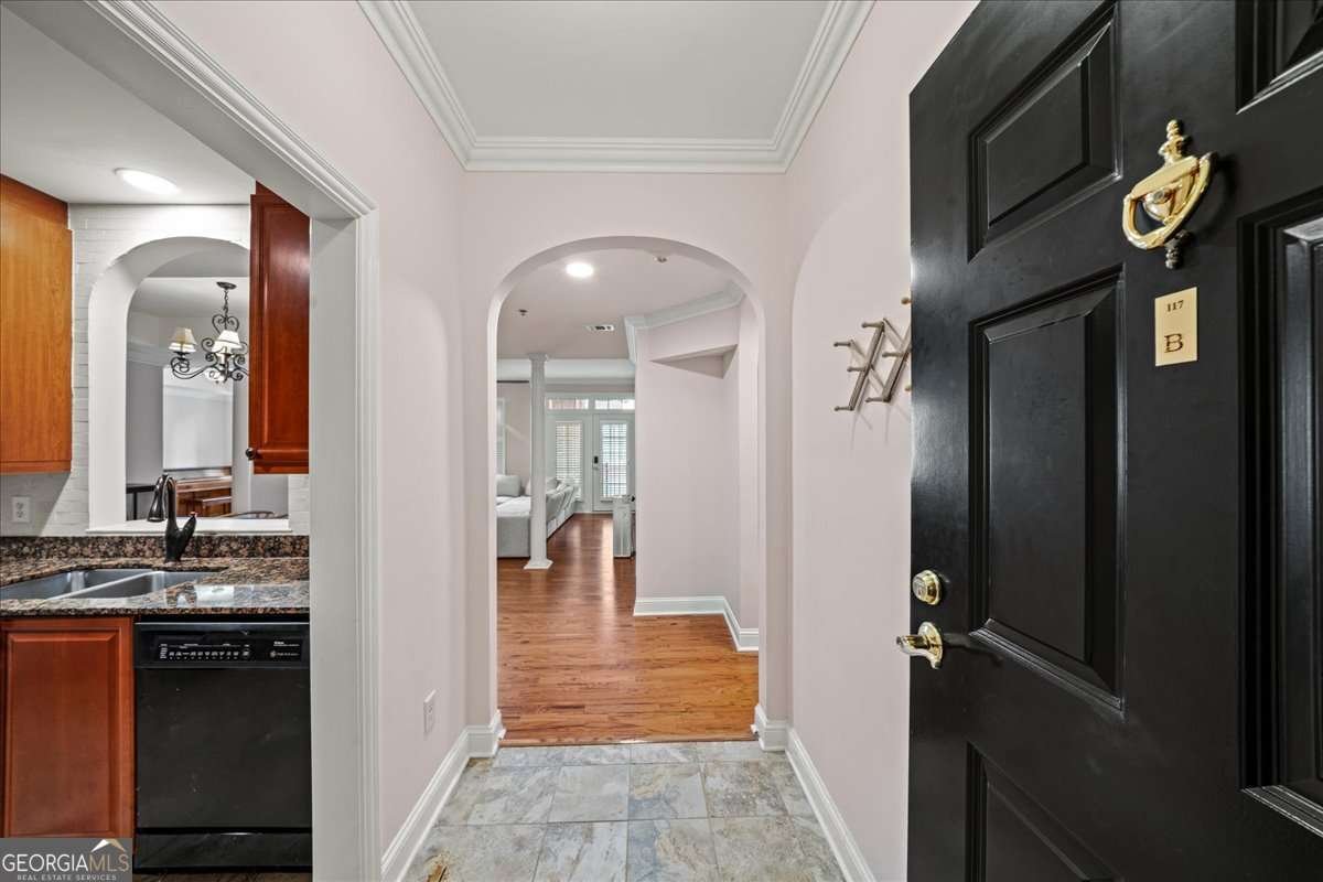 1735 Peachtree Street Atlanta - 21